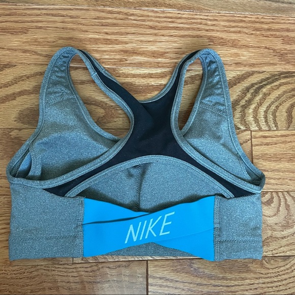 Nike Sports Bra - Picture 2 of 5